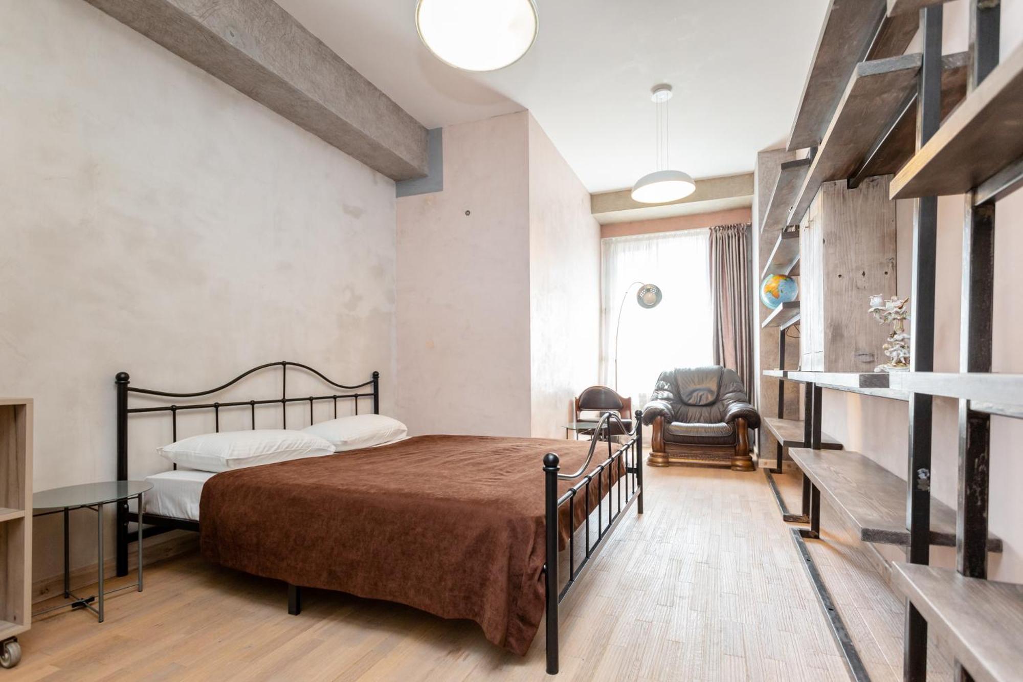Serviced Apartment On Rustaveli Avenue 9 Тбилиси Екстериор снимка