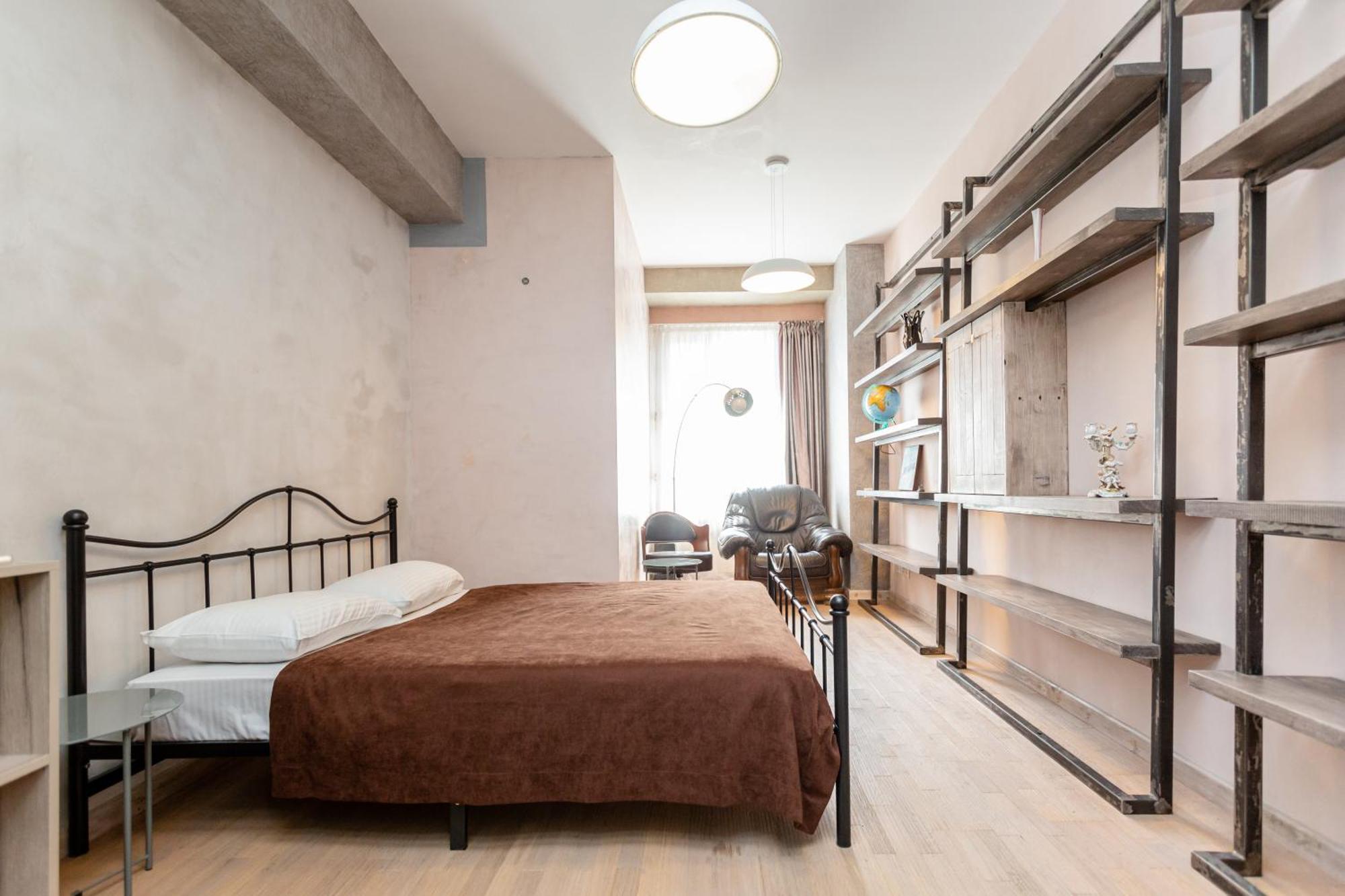 Serviced Apartment On Rustaveli Avenue 9 Тбилиси Екстериор снимка