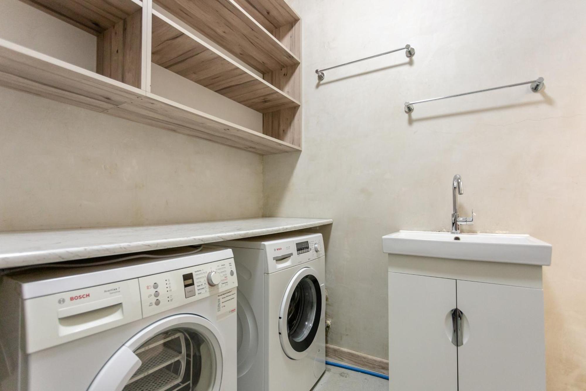 Serviced Apartment On Rustaveli Avenue 9 Тбилиси Екстериор снимка